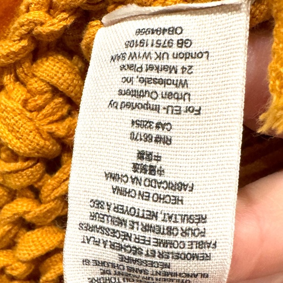 Free People On the Fringe Pullover YELLOW sweater knit cropped top crochet XS - Picture 7 of 12